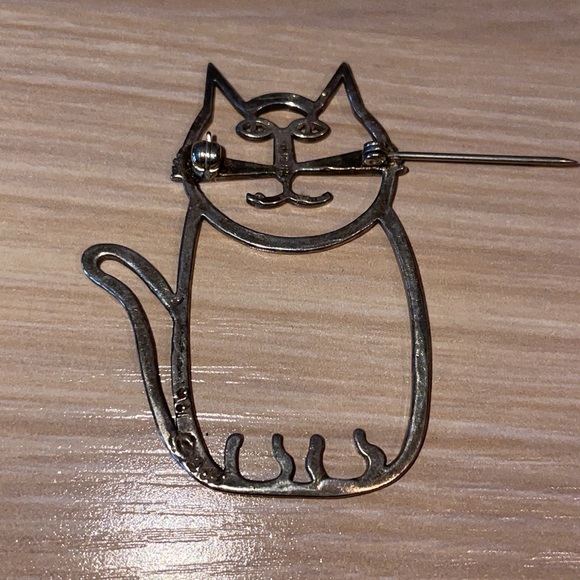 Vintage Metal Cat Brooch / Pin - Picture 2 of 4